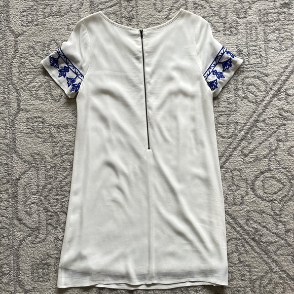 Lulu’s Dress - Picture 5 of 6